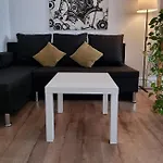 Touristarea Sea&city Lifestyle Лимасол